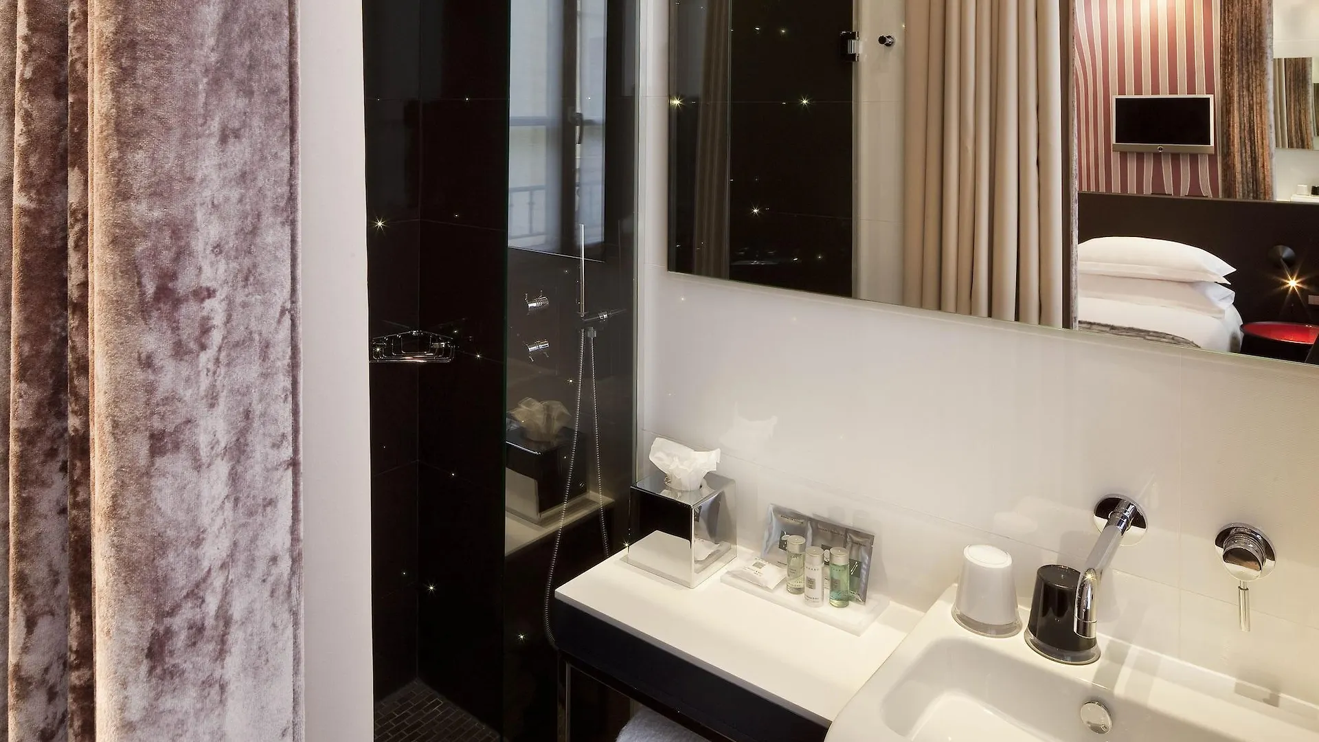 Georgette Hotel & Restaurant Paris