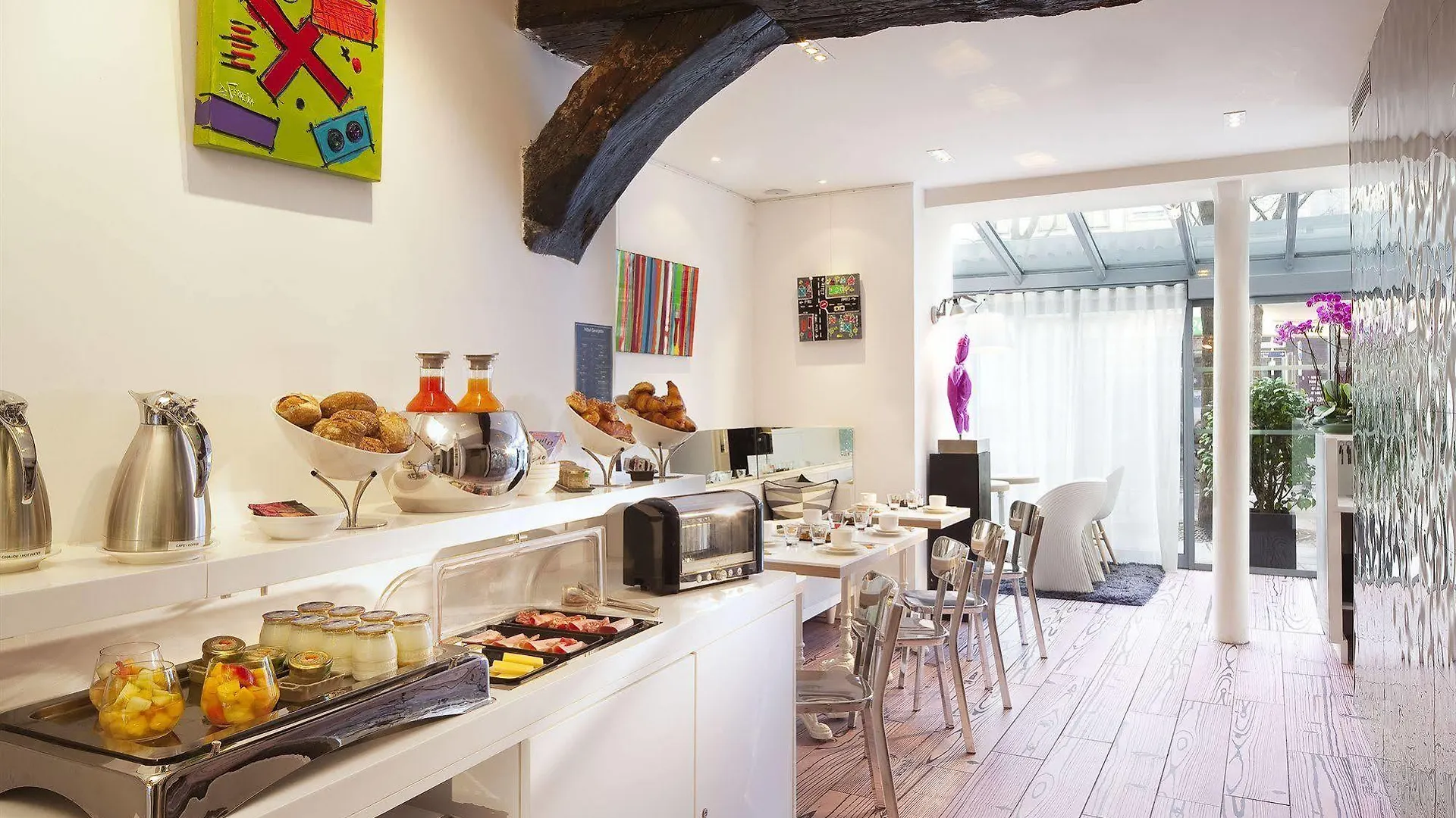 Georgette Hotel & Restaurant Paris 4*,