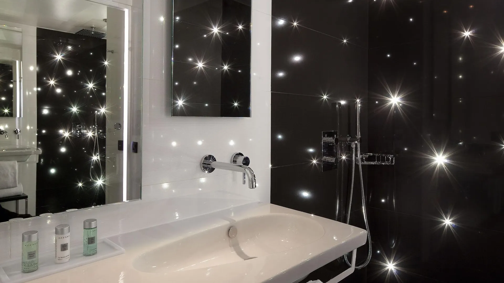 ****  Georgette Hotel & Restaurant Paris France